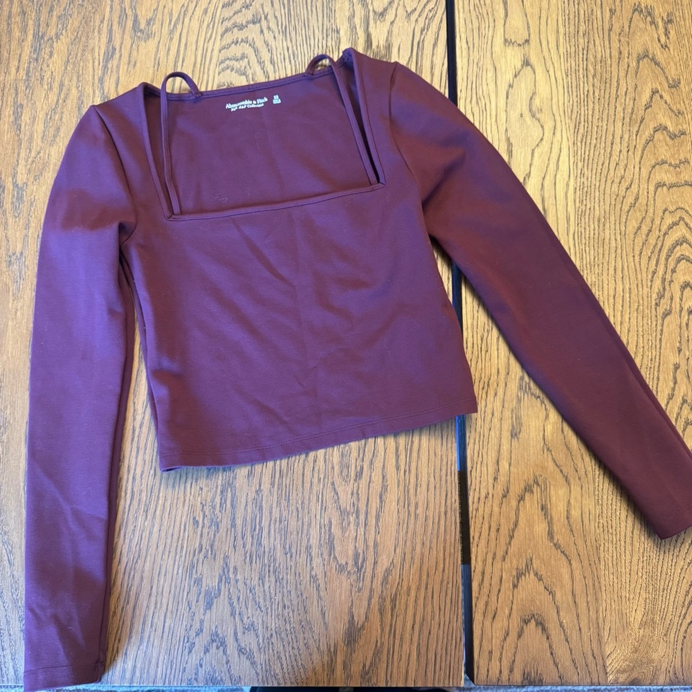 Abercrombie & Fitch Burgundy Long‎ Sleeve Crop Top Spandex type 00s Y2K Classic